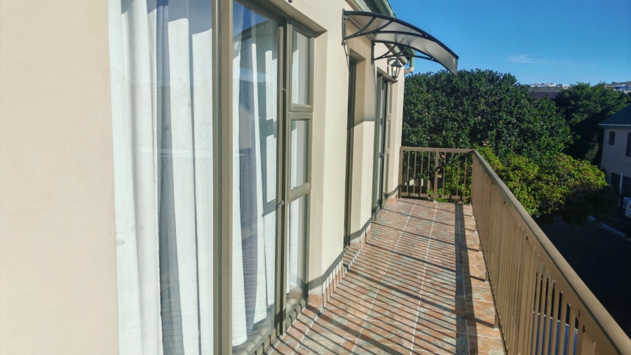 5 Bedroom Property for Sale in Twee Kuilen Western Cape